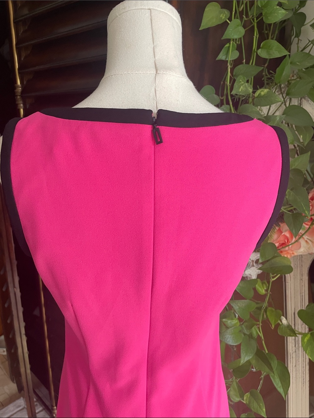 Say Hot Pink and Black Sheath Dress Size 36 or 4 Legally Blonde Style Jackie O - Picture 8 of 8